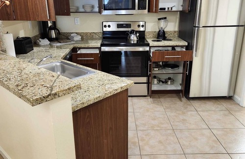 Enterprise Resort | Homelike luxury unit on Las Vegas Blvd.