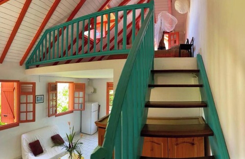 Sainte-Rose House | Homerez - Charming house in Sainte-Rose with pool