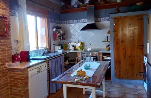 Chulilla House | Homerez - Spacious house for 5 ppl. with terrace and balcony at Chulilla