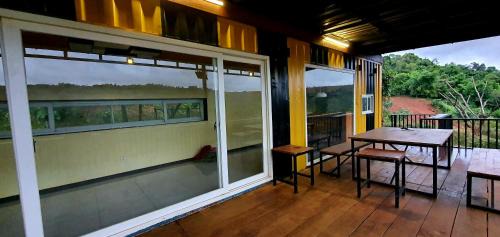 Sen Monorom House | Homestay Container