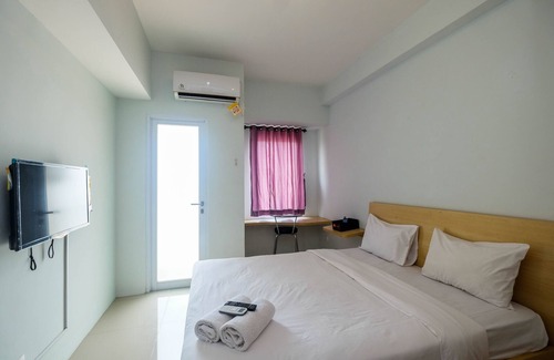 Karawang Apartment | Homey and Comfy Studio Tamansari Mahogany Apartment