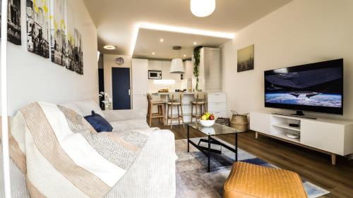 Annemasse House | HOMEY LA COLOC DU 40 - Colocation haut de gamme de 4 chambres uniques et privées - Proche transports en commun - Aux portes de Genève