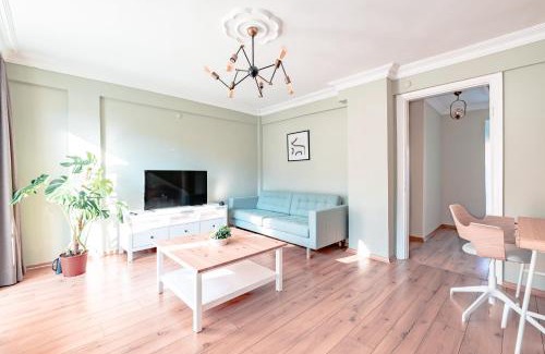 Uskudar Apartment | Homie Suites - 2br Apartment in Kuzguncuk