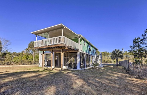 Steinhatchee Cottage | 'honey's Hideout' < 1 Mile to River Access!