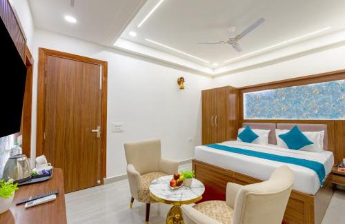 Greater Noida Hotel | Honeyveils Palace Hotel - Behind Indian Expo Mart