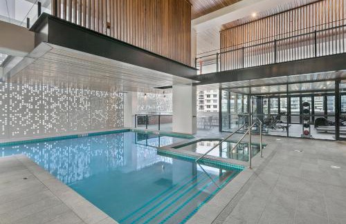 South Brisbane Apartment | Hope Street Apartments by CLLIX