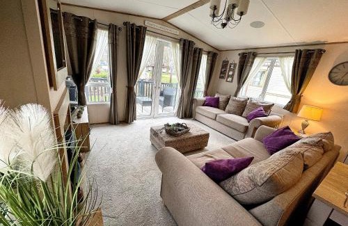 Hopton on Sea House | Hopton Lodge Retreat