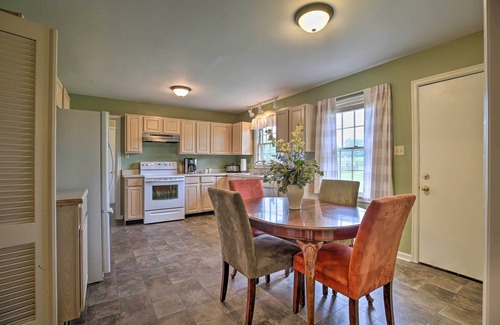 Lexington House | Horse Country House, 6 Mi to KY Horse Park!