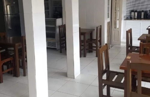 Jardim Olinda Apartment | Hospedagem Central - Suíte 103 - Cabo Frio - Aluguel Econômico