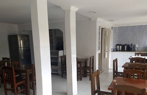 Jardim Olinda Apartment | Hospedagem Central - Suíte 106 - Cabo Frio - Aluguel Econômico