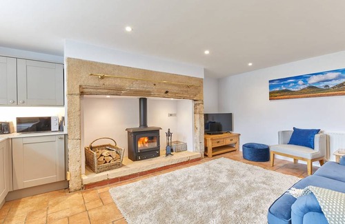 Wall House | Host & Stay | Maggie's