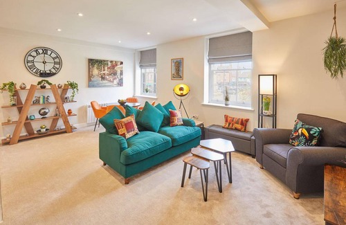 Ripon Apartment | Host & Stay Market View