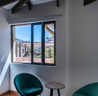 Cusco Historic Center Hotel | Hostal & Apartments El Triunfo