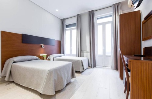 Literary Quarter Hostel | Hostal Cervelo