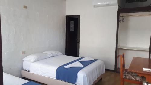 Bahia de la Academia House | Hostal Darwin