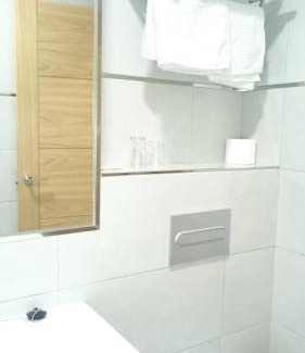 Centro House | Hostal El Pilar