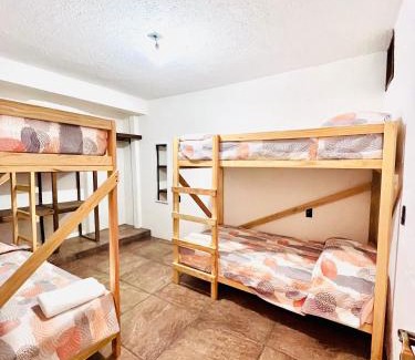 Santa Maria House | Hostal Mali-bu