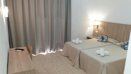Santa Eulalia del Rio Hostel | Hostal Mayol