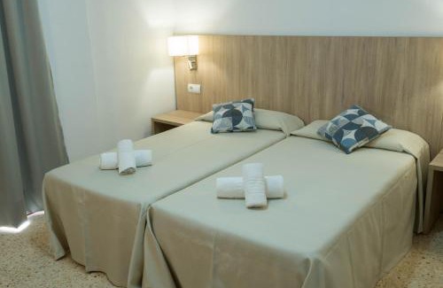 Santa Eulalia del Rio Hostel | Hostal Mayol