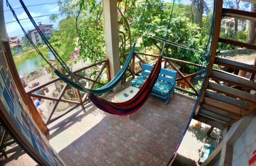 Montanita Hostel | Hostal moai
