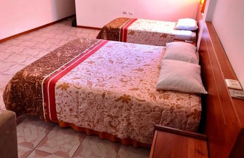 Bahia de la Academia House | Hostal Muyuyo