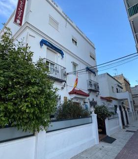 Rota House | Hostal Playa Hidalgo