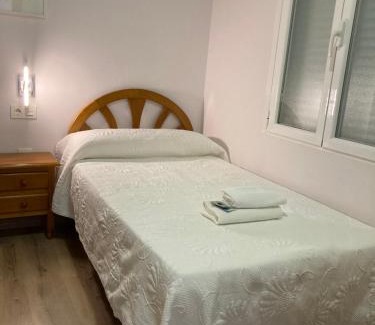 Villaricos House | Hostal - Restaurante Playa Azul