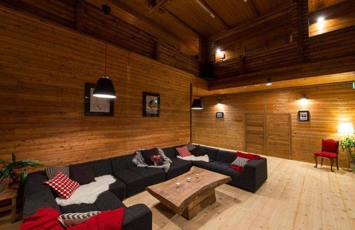 Niseko Hostel | Hostel ∙ 8 guests