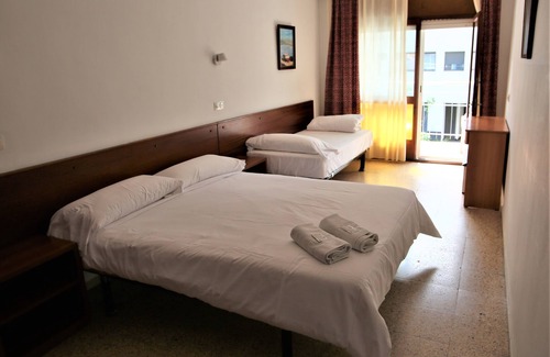 L'Estartit House | Hostel Costa Brava