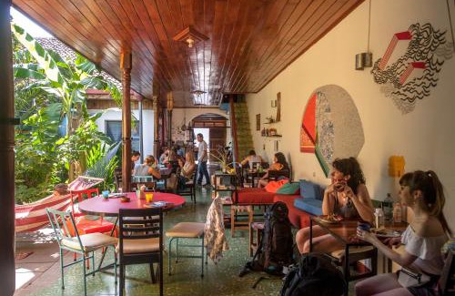 Granada Hostel | Hostel De Boca en Boca