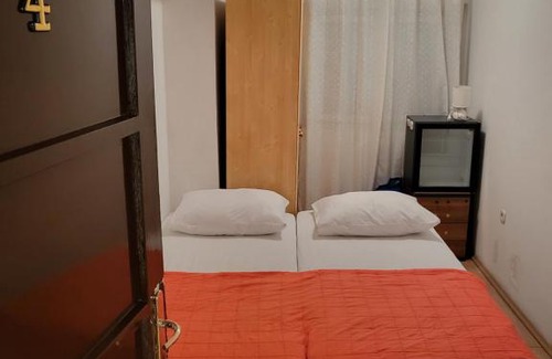 Pile Hostel | Hostel Hakuna Matata