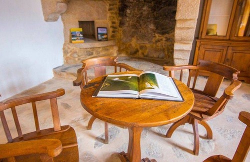 Moraime Hostel | Hostel Monasterio de Moraime
