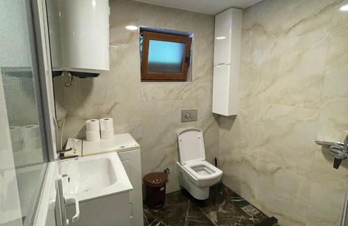 Valbone Hostel | Hostel Rilindja