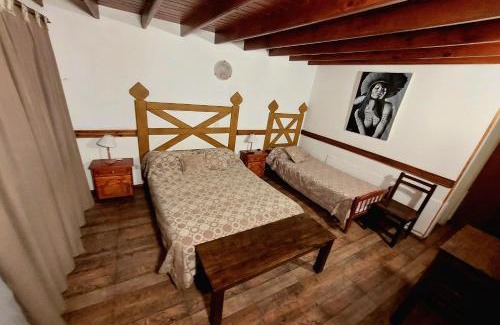 Macrozona Bahia Redonda y Primeros Faldeos Hotel | Hostería Austral