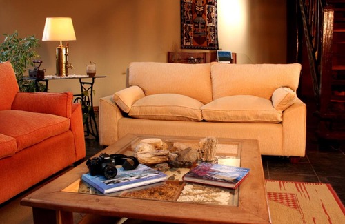 Macrozona Meseta Cerro Calafate Bed & Breakfast | Hostería Posta Sur