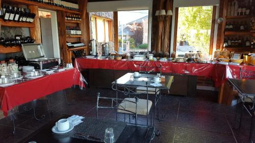 Macrozona Meseta Cerro Calafate Hotel | Hosteria Los Canelos