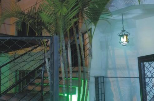 La Victoria House | HOSTING HOUSE & HOME