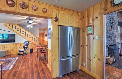 Brockway House | Hot Tub & Lake Tahoe Views: Kings Beach Lodge