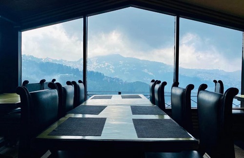 Shimla Hotel | Hotel Aachman Regency