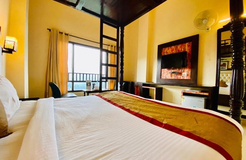 Shimla Hotel | Hotel Aachman Regency