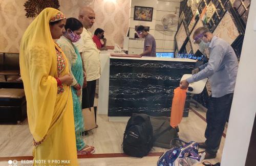 Varanasi Hotel | Hotel Aadesh Palace