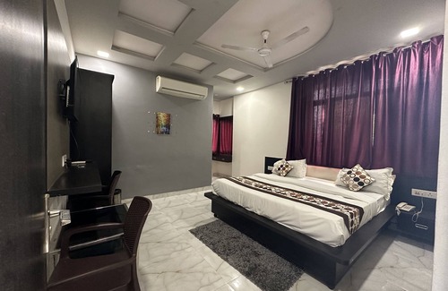 Taj Ganj Hotel | Hotel Aaradhya Residency