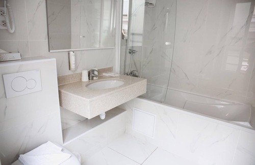 Montparnasse Hotel | Hotel Arcadie Montparnasse