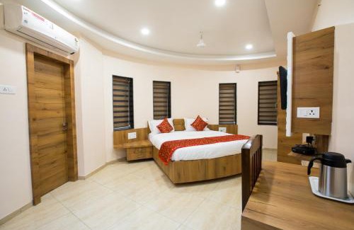 Porbandar Hotel | Hotel Balaji Palace