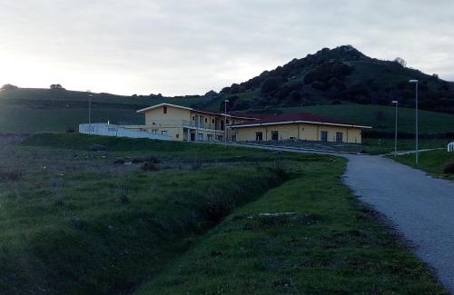 Laerru Hotel | Hotel Bena e Traes