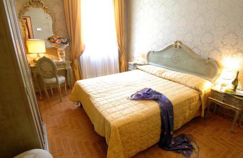 Santa Croce Hotel | Hotel Canal & Walter