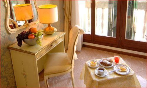 Santa Croce Hotel | Hotel Canal & Walter