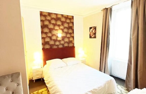 Les Sables d'Olonne Hotel | Hotel & Cantine De La Plage