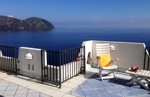 Lipari Historic Centre Hotel | Hotel Carasco