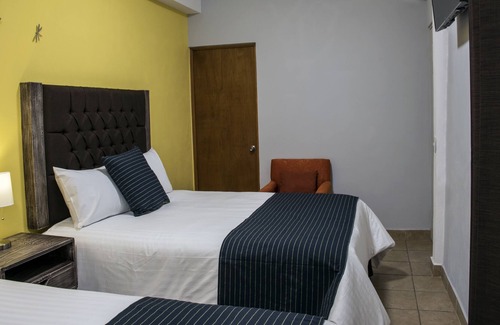 La Cruz Hotel | Hotel Casa Aurora